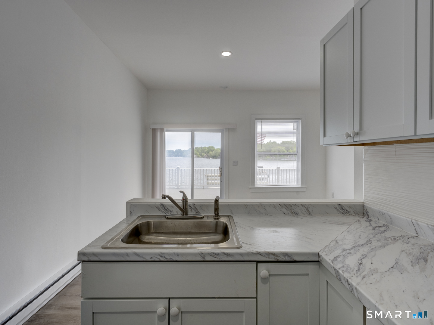 41 East High Street East Hampton CT 06424