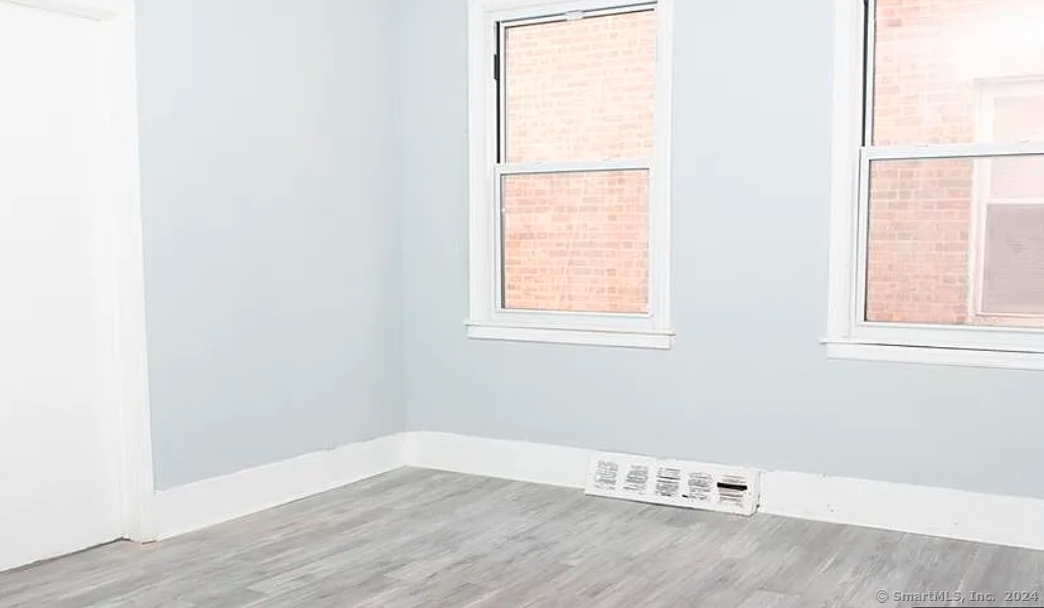 301 Dover Street Bridgeport CT 06610