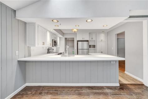 4 Cranbury Woods Road Norwalk CT 06851