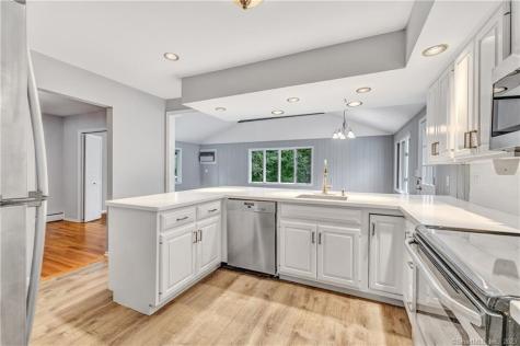 4 Cranbury Woods Road Norwalk CT 06851