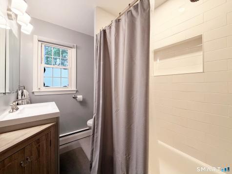 4 Cranbury Woods Road Norwalk CT 06851