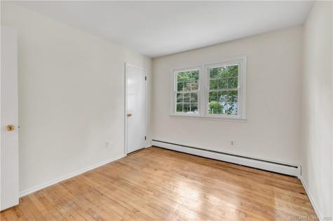 4 Cranbury Woods Road Norwalk CT 06851