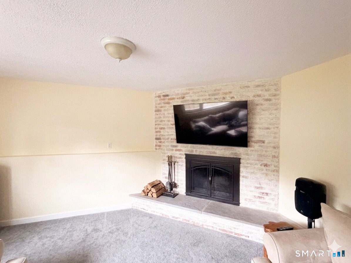 4 Cranbury Woods Road Norwalk CT 06851