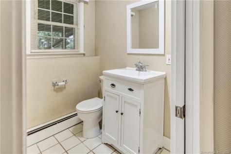 4 Cranbury Woods Road Norwalk CT 06851