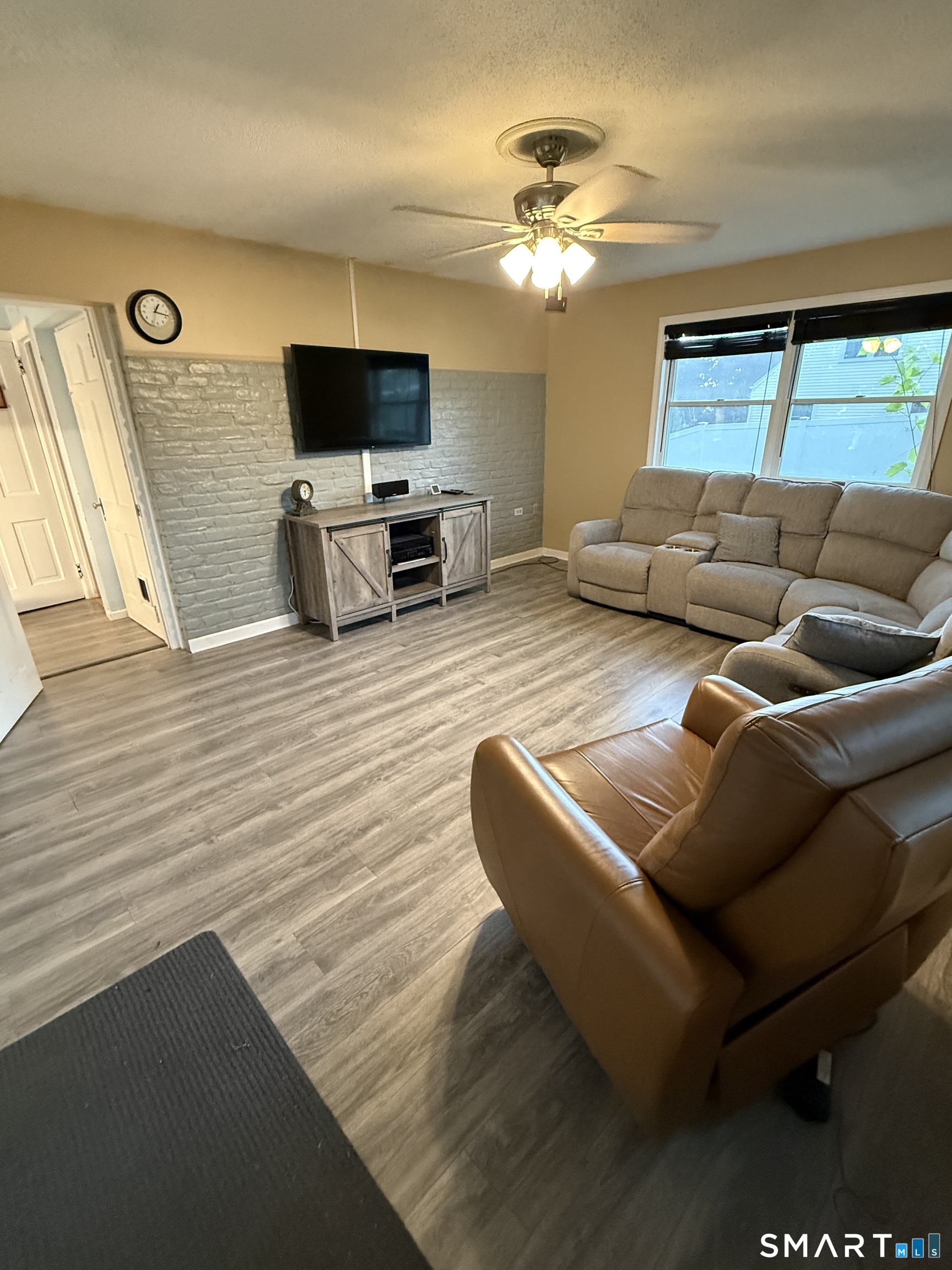 54 Harding Avenue Newington CT 06111