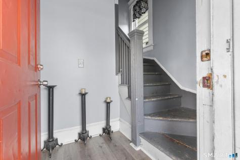 565 Carroll Avenue Bridgeport CT 06607