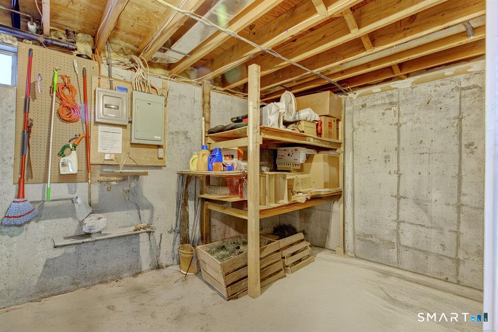 6 Oak Forest Drive Manchester CT 06042