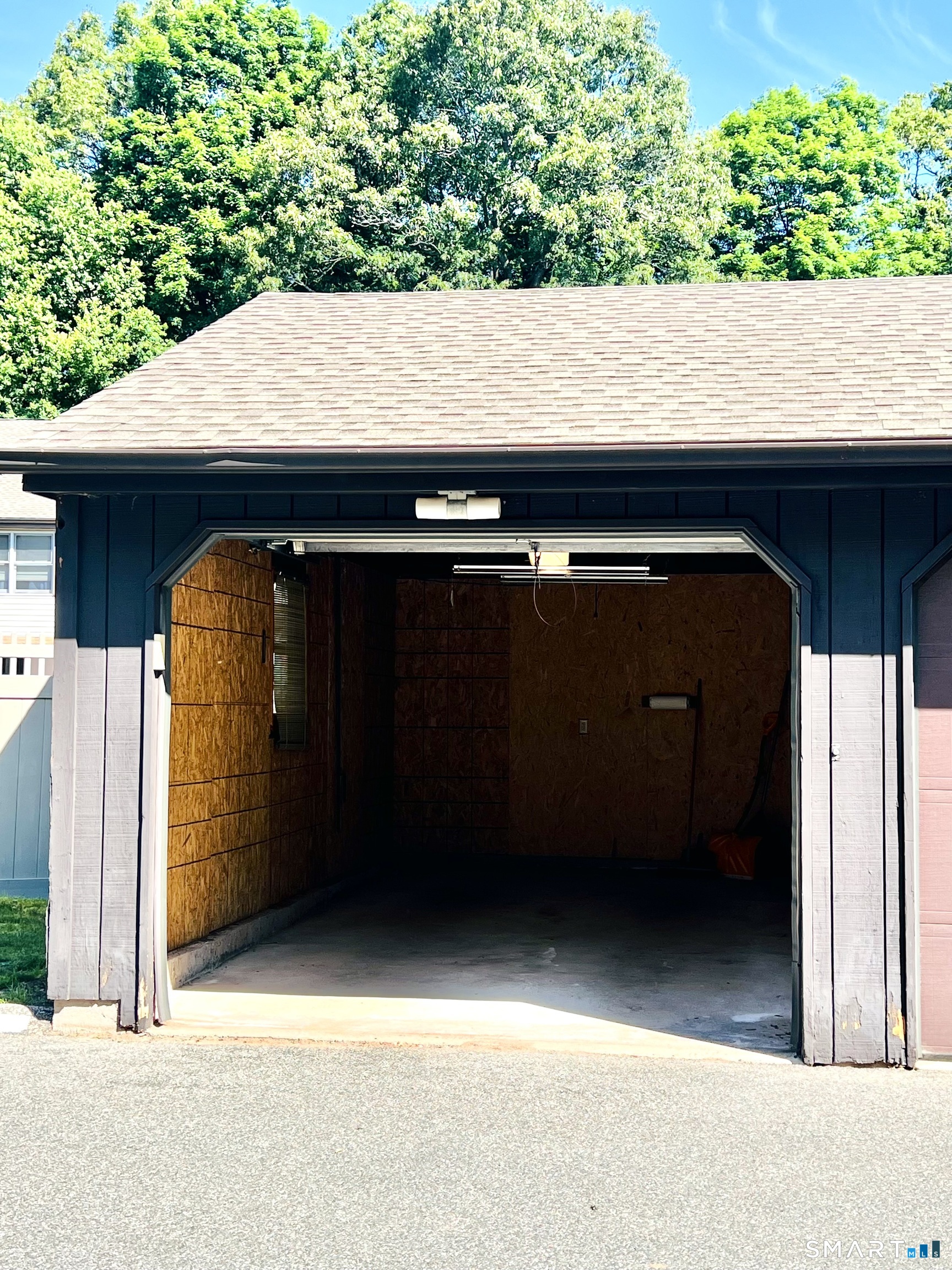 6 Oak Forest Drive Manchester CT 06042