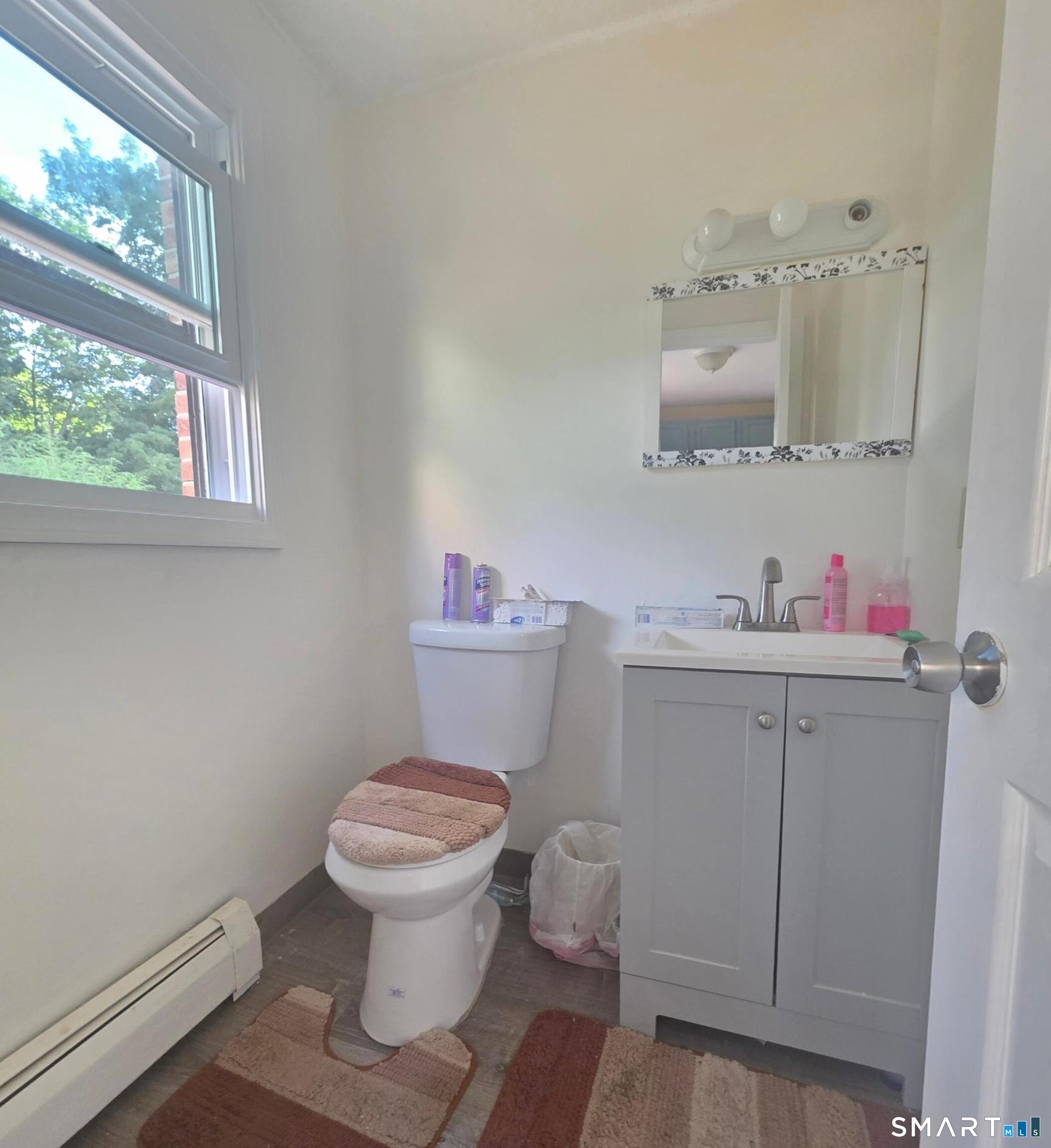 106 Florence Street Manchester CT 06040