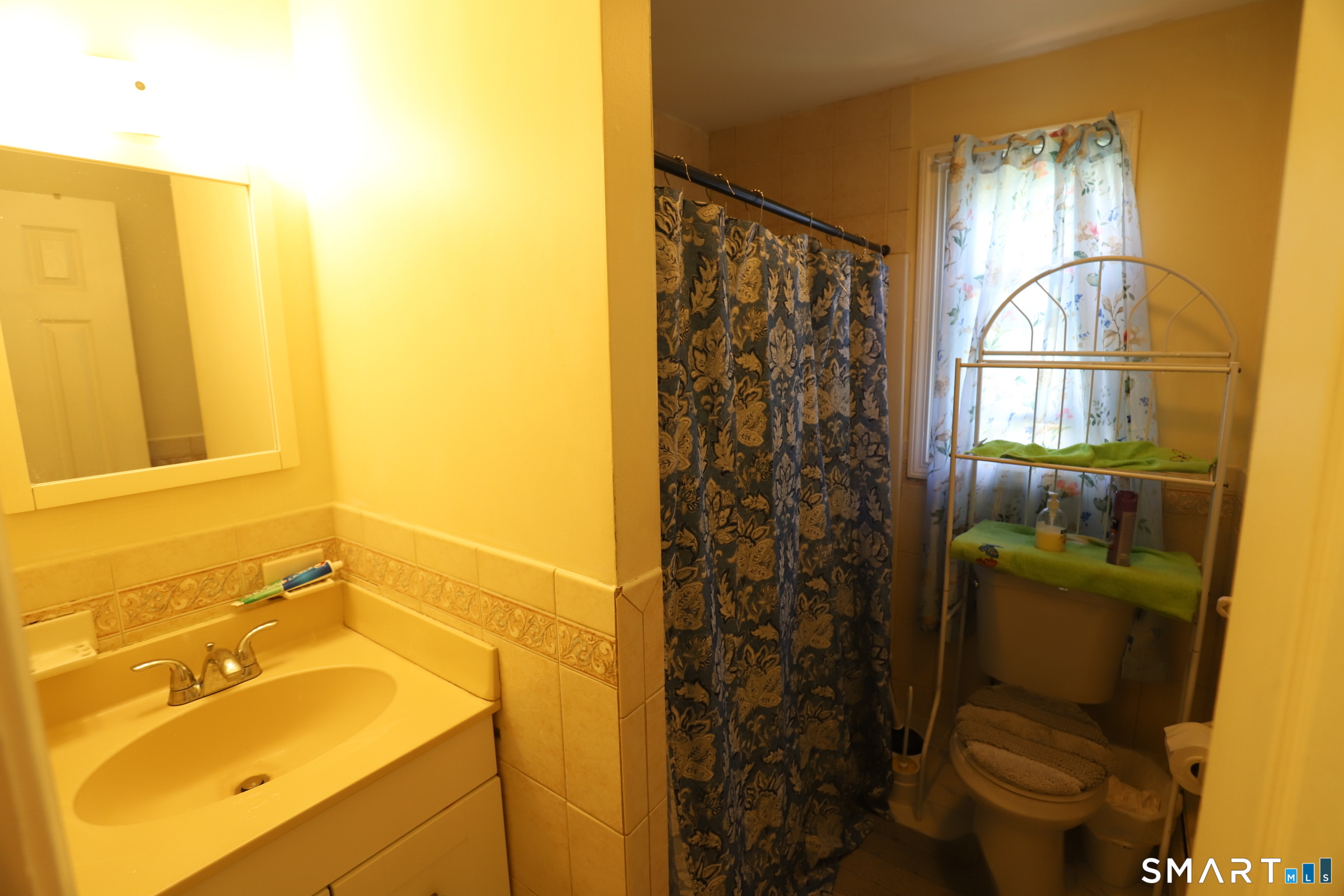 106 Florence Street Manchester CT 06040