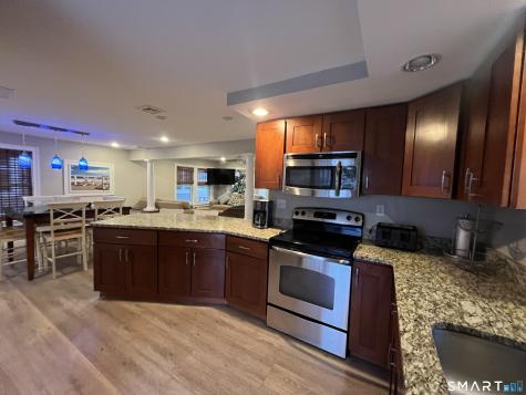 21 Seaside Lane Old Lyme CT 06371