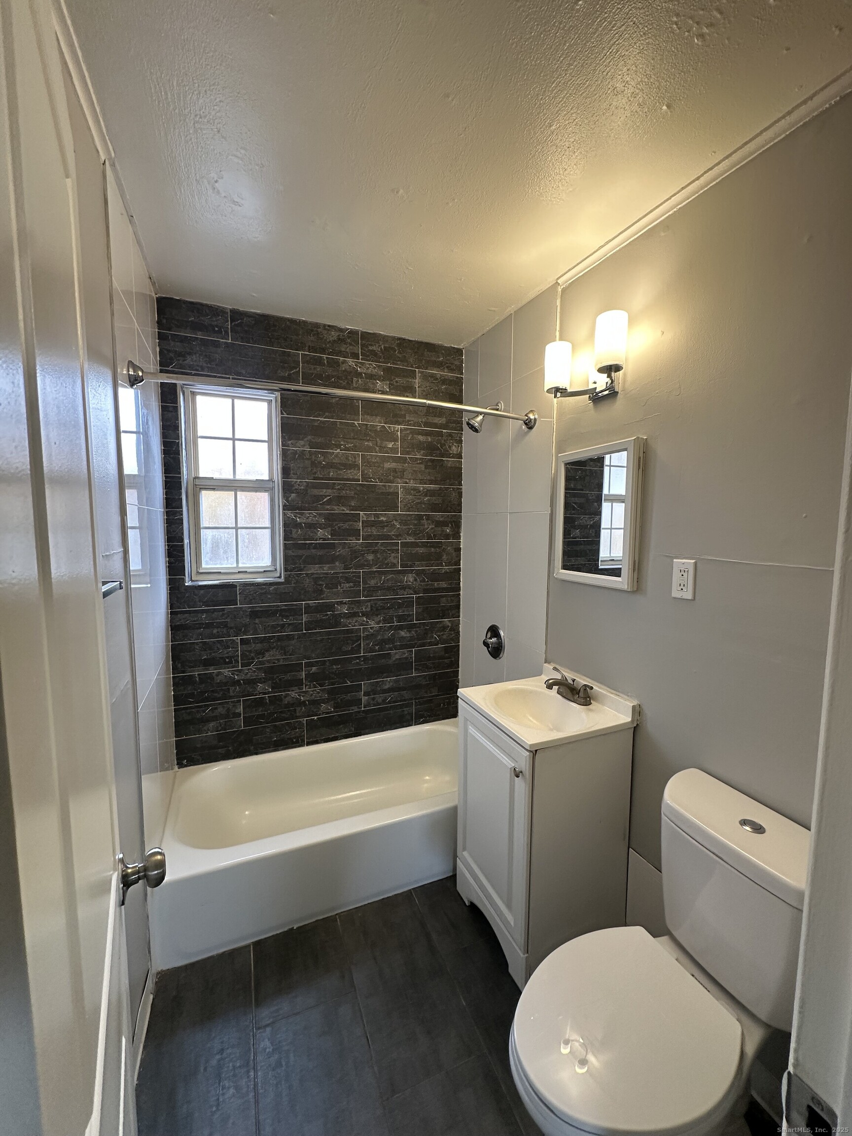 14 Hillcrest Avenue West Hartford CT 06110