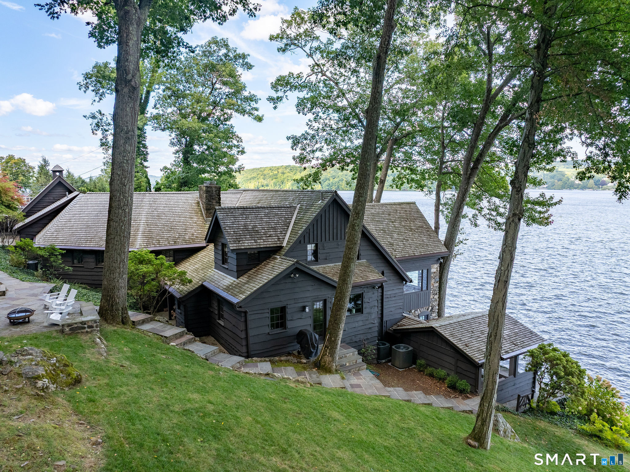 91 Lake North Drive New Fairfield CT 06812