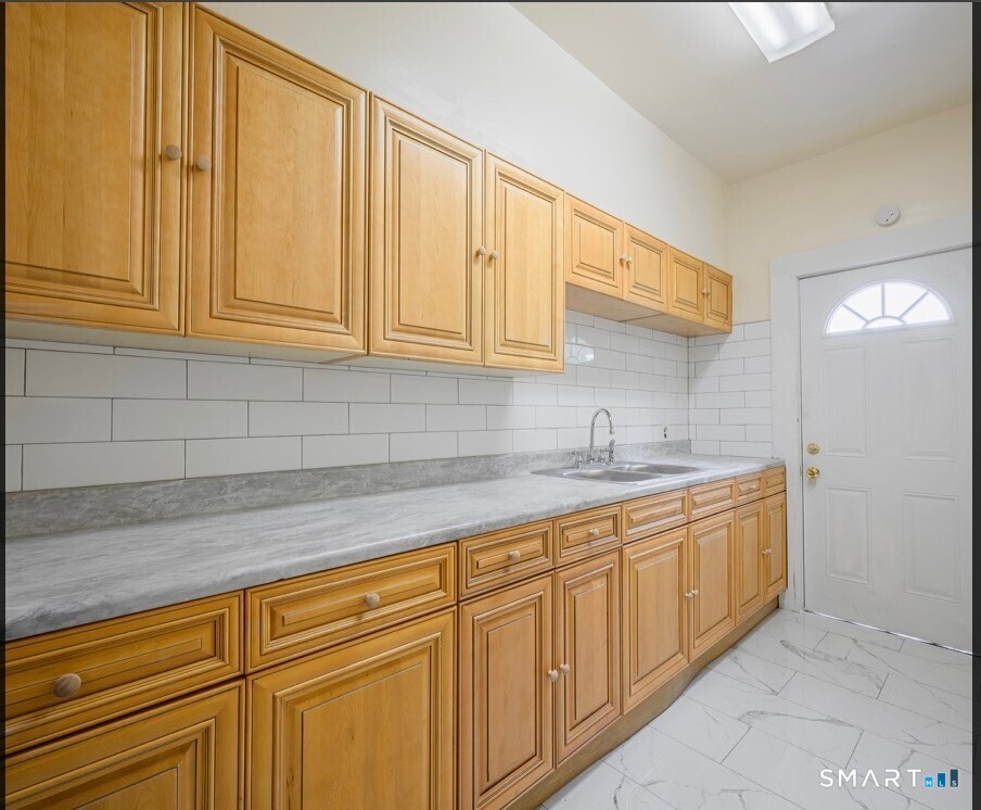 20 5TH Street Ansonia CT 06401