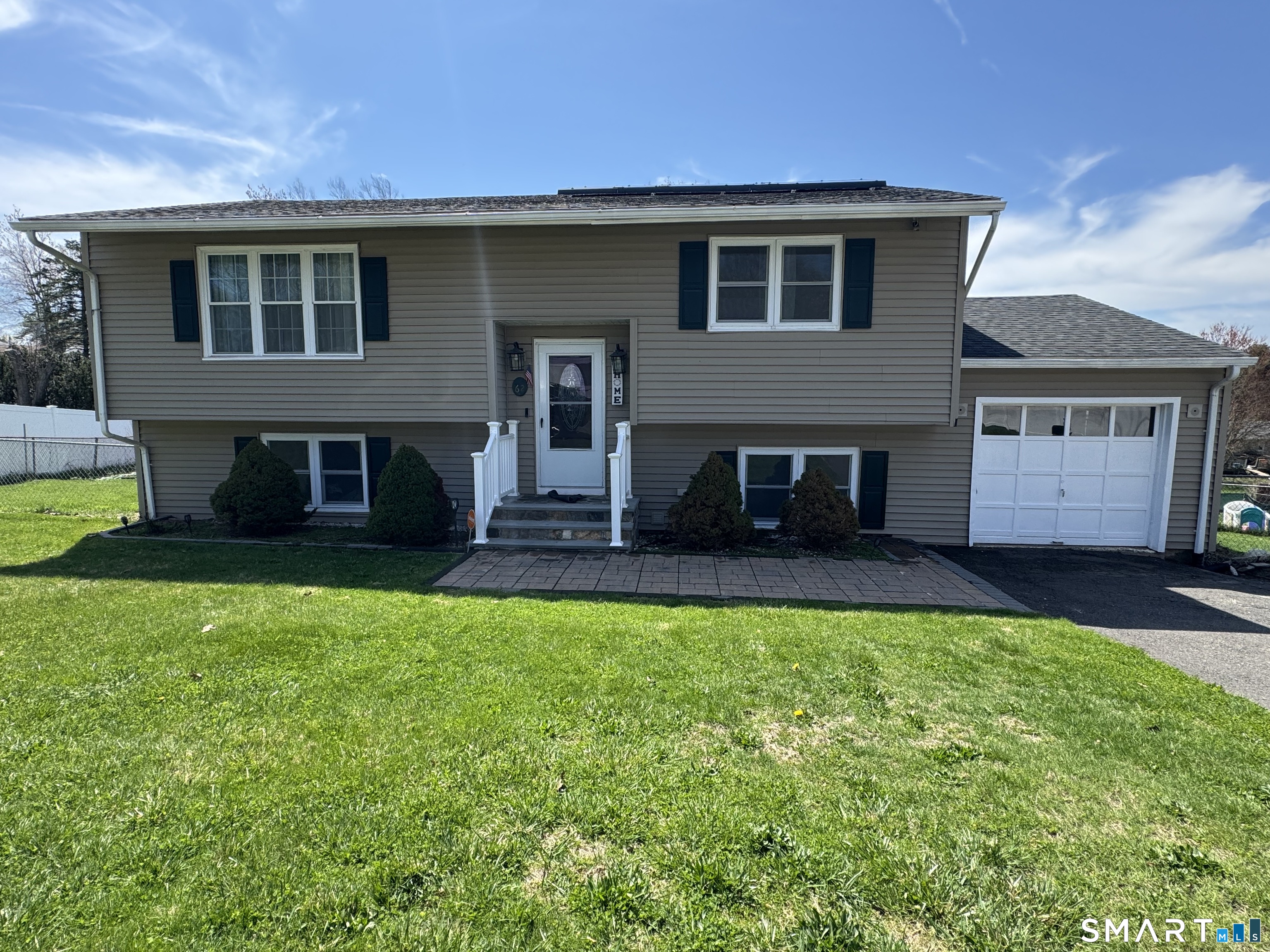 62 Brookfield Road Waterbury CT 06704