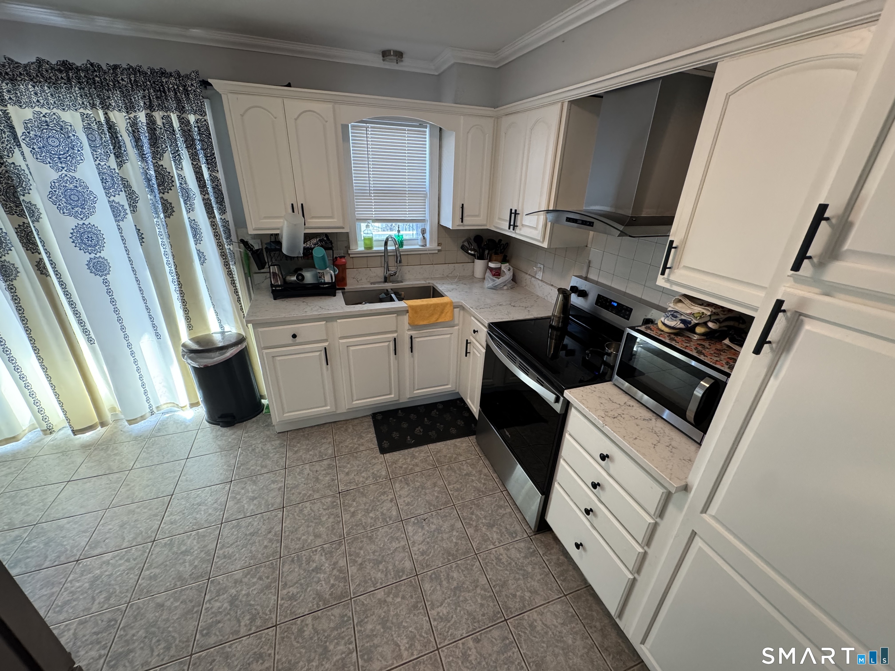 62 Brookfield Road Waterbury CT 06704