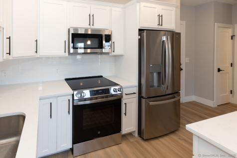 300 Harbour Close New Haven CT 06519