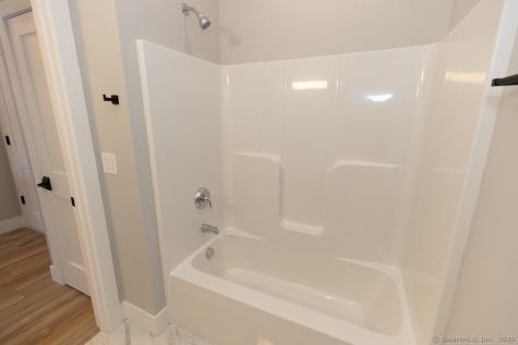 300 Harbour Close New Haven CT 06519