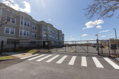 300 Harbour Close New Haven CT 06519