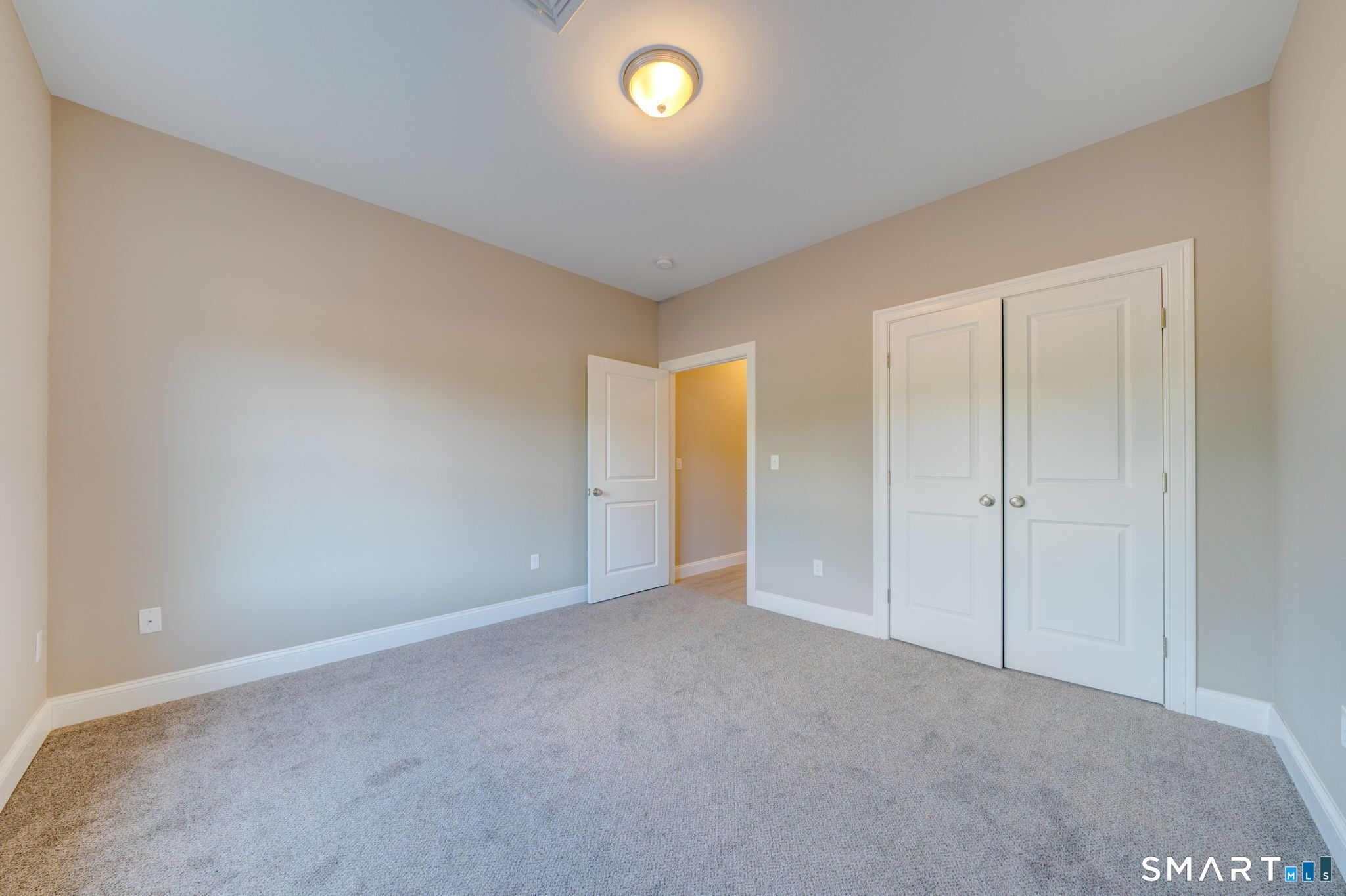 37 Hunters Lane Southington CT 06479