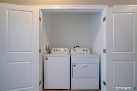 37 Hunters Lane Southington CT 06479
