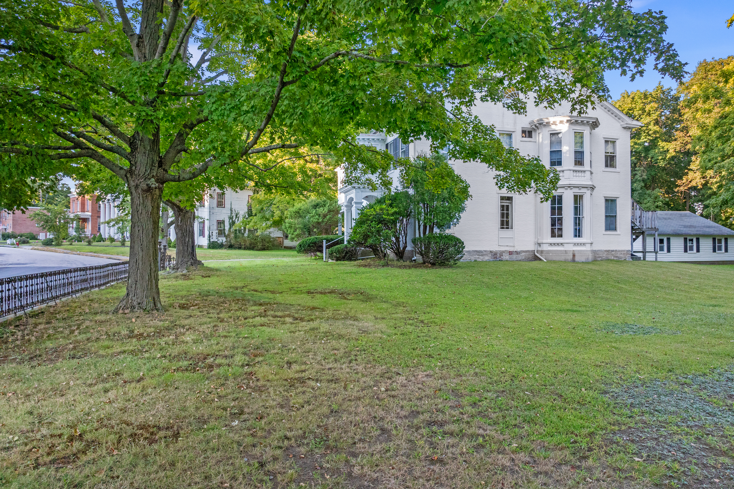 161 Broadway Norwich CT 06360