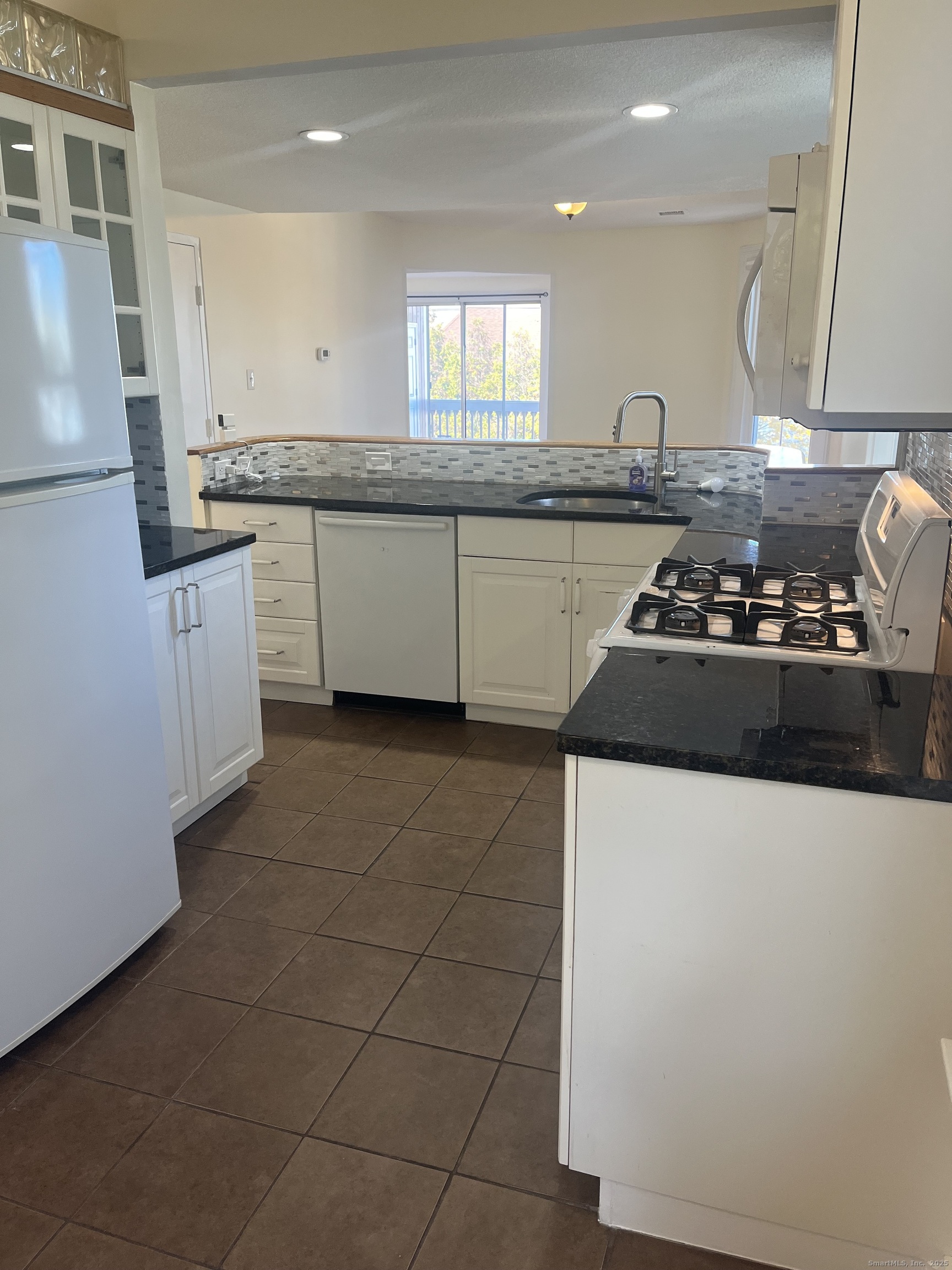896 Quinnipiac Avenue New Haven CT 06513
