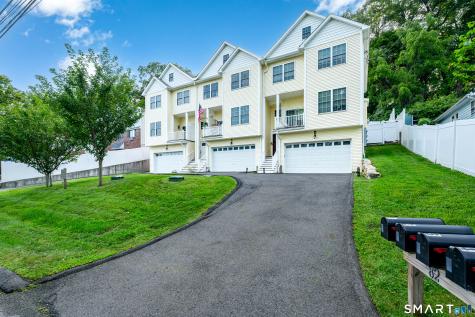82 Columbus Place Stamford CT 06907