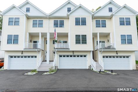 82 Columbus Place Stamford CT 06907