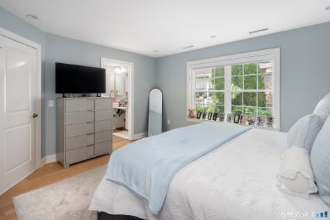82 Columbus Place Stamford CT 06907
