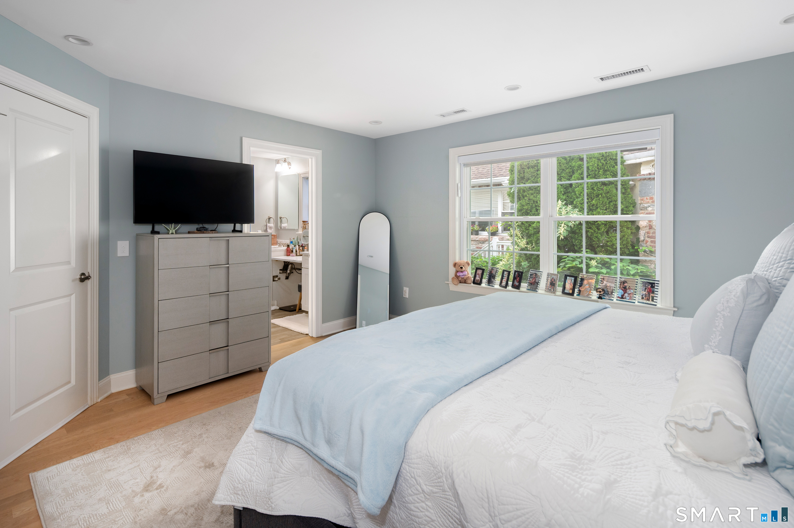 82 Columbus Place Stamford CT 06907