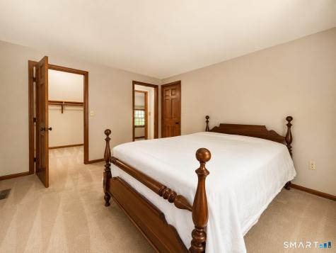 9 Bobolink Lane Somers CT 06071