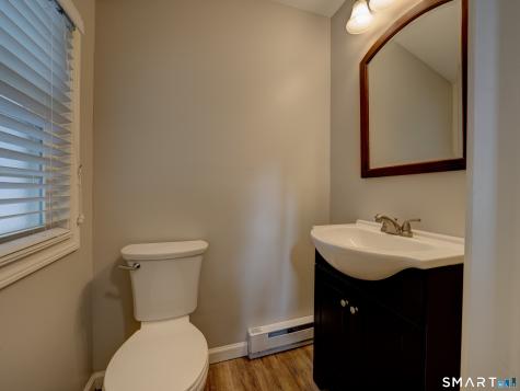 332 Summit Street Manchester CT 06040