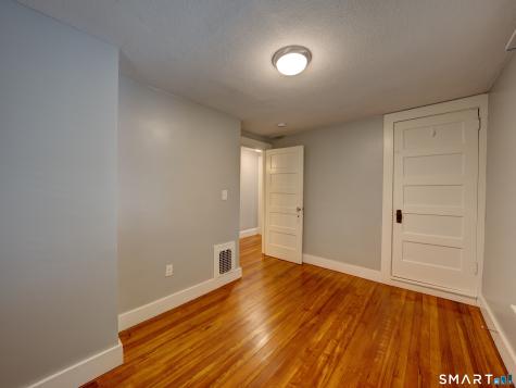 332 Summit Street Manchester CT 06040