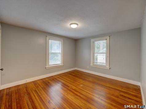 332 Summit Street Manchester CT 06040