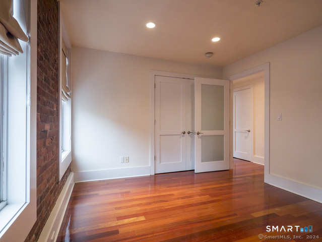 116 Crown Street New Haven CT 06511