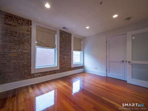 116 Crown Street New Haven CT 06511