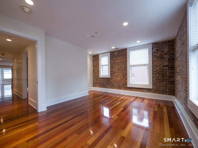 116 Crown Street New Haven CT 06511