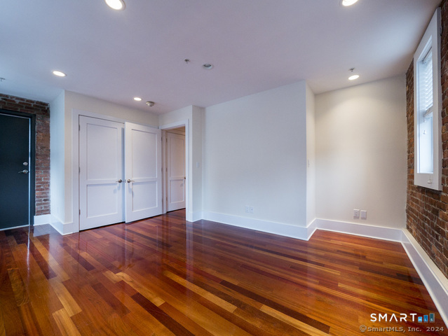 116 Crown Street New Haven CT 06511