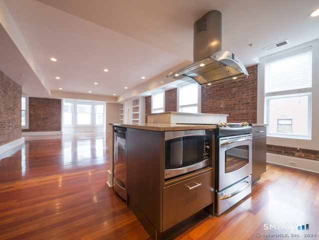 116 Crown Street New Haven CT 06511