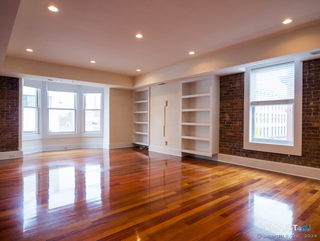 116 Crown Street New Haven CT 06511