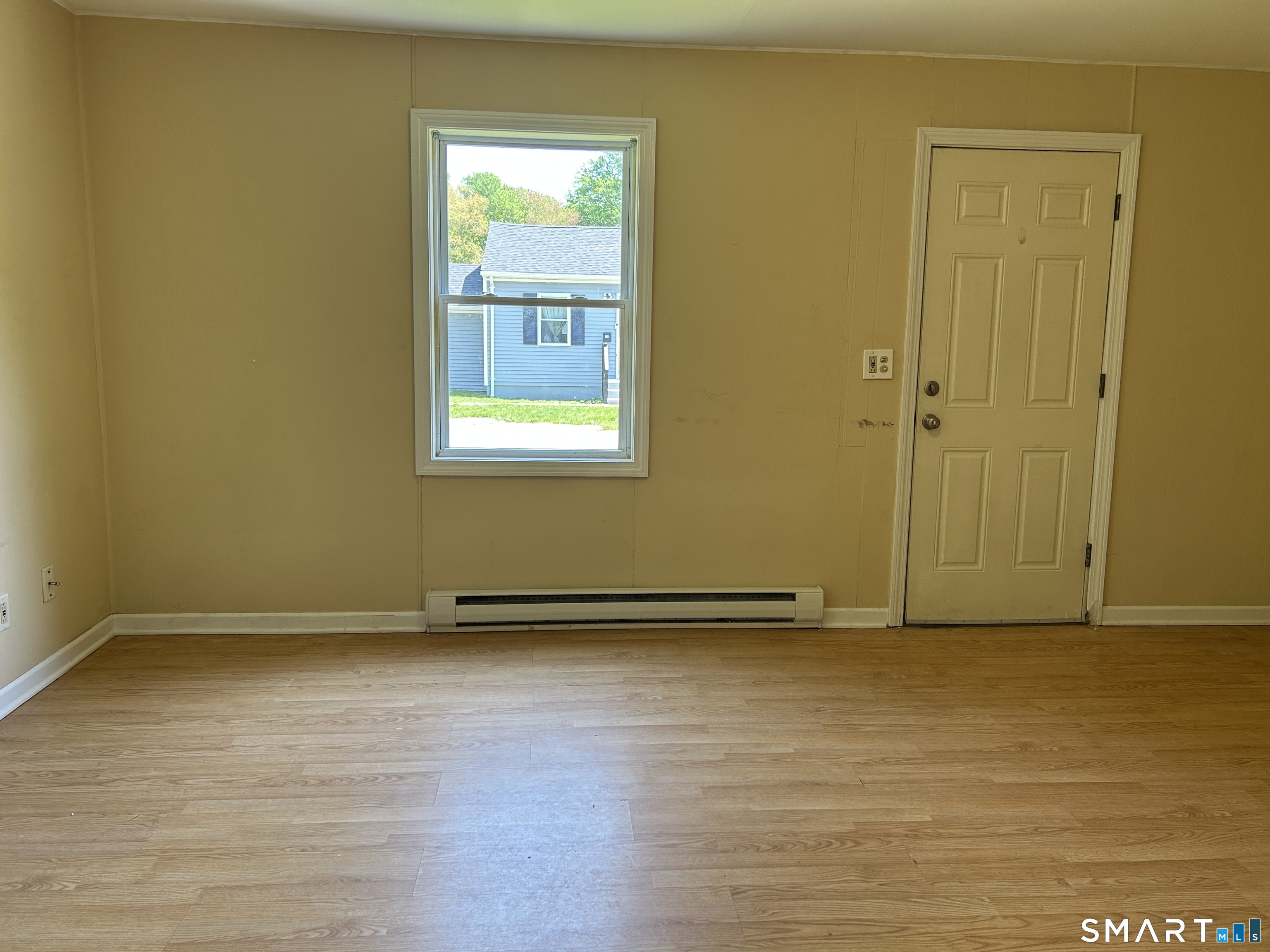 2-4 Concord Court Groton CT 06340