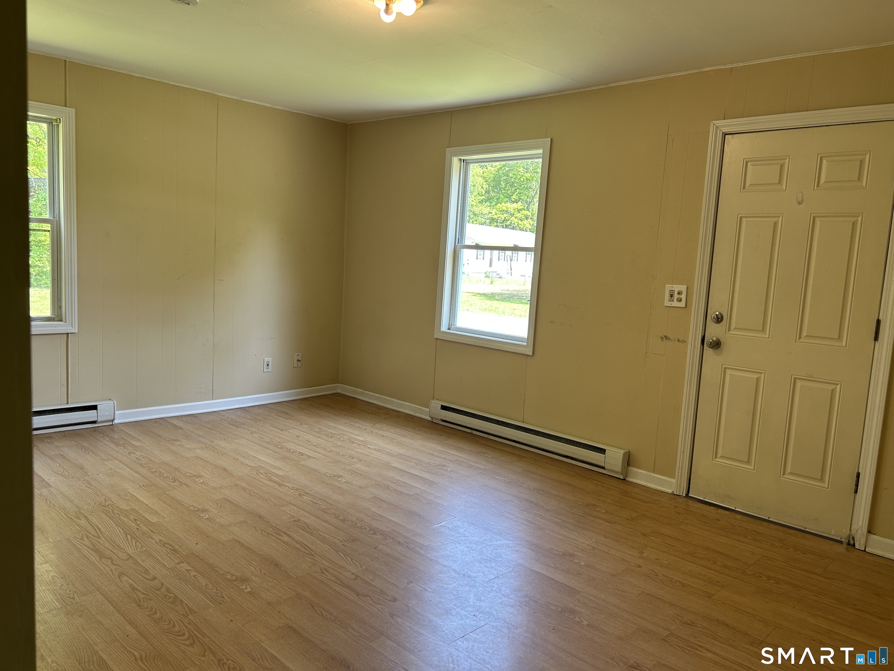 2-4 Concord Court Groton CT 06340