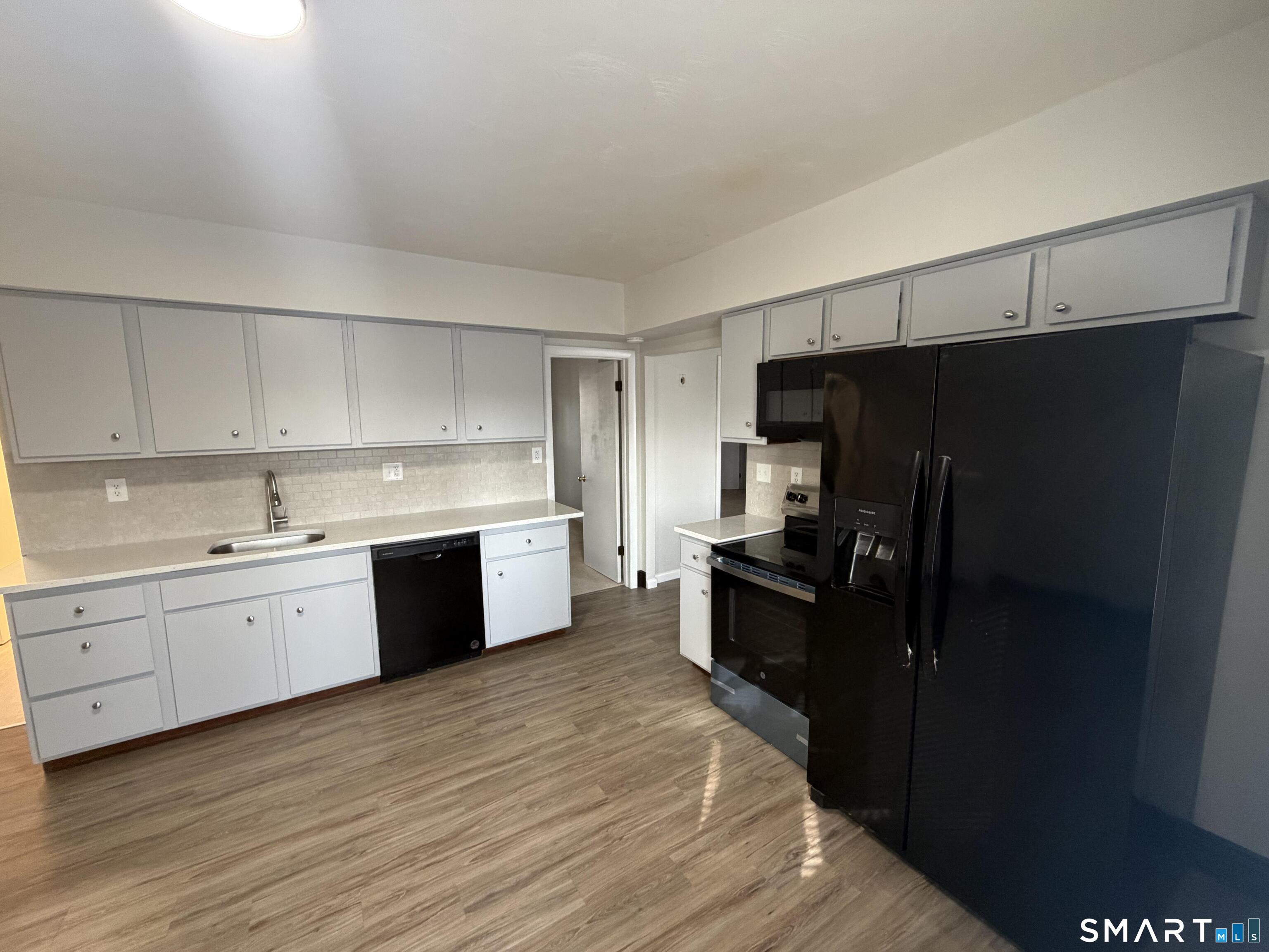 37 Wakefield Court New Britain CT 06053