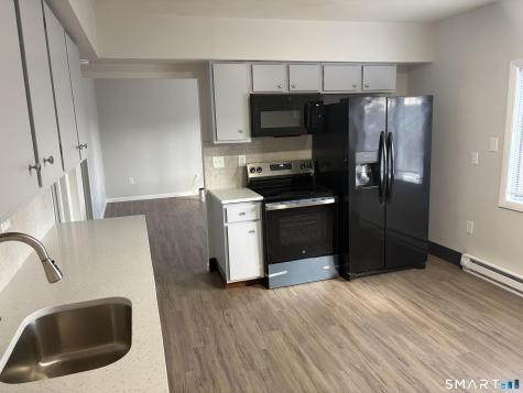 37 Wakefield Court New Britain CT 06053
