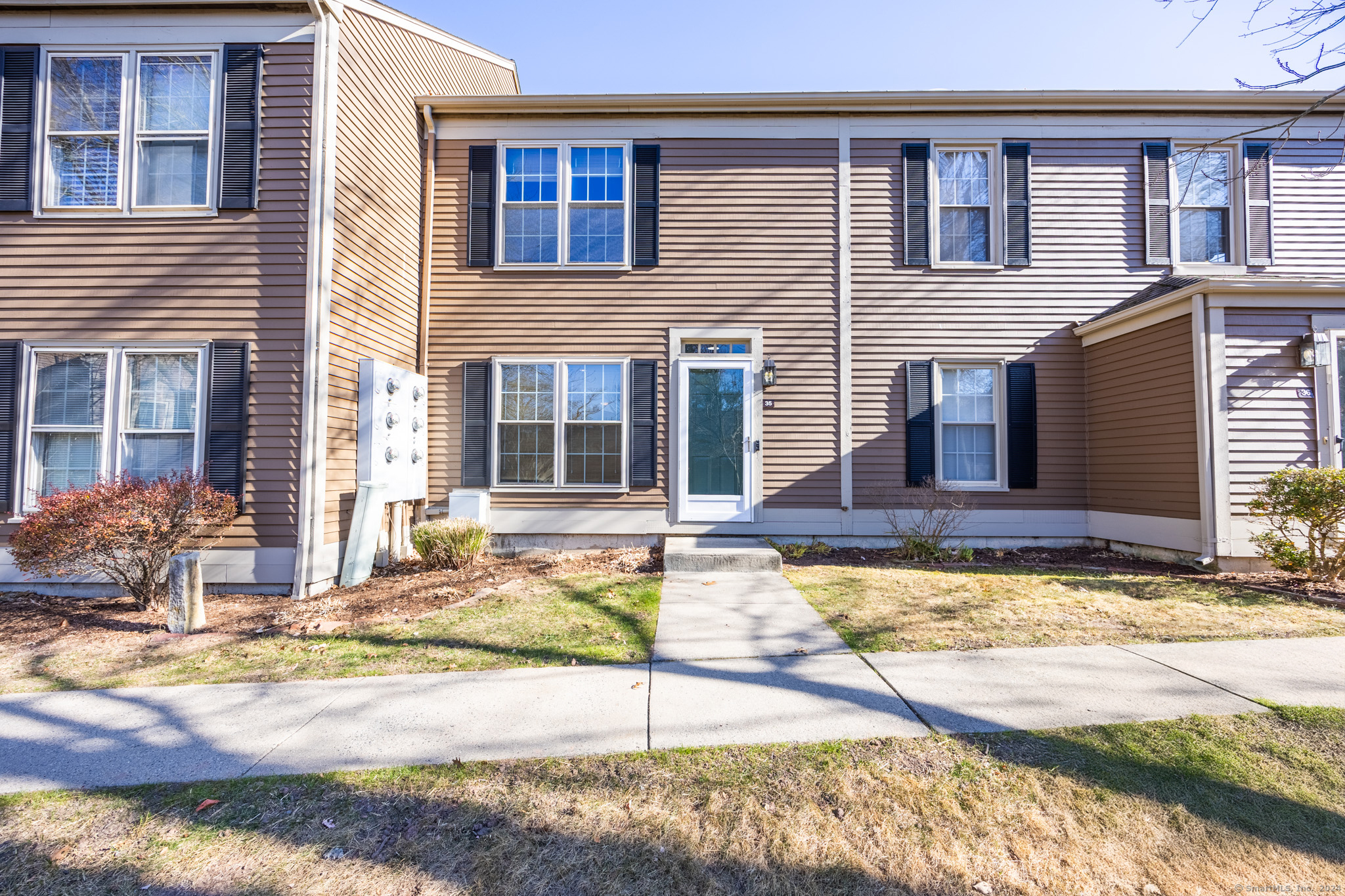 35 Newberry Lane Glastonbury CT 06033