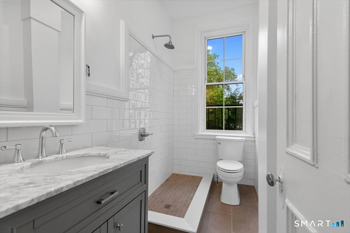 284 Orange Street New Haven CT 06510
