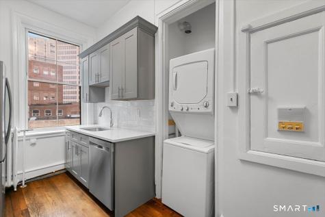 284 Orange Street New Haven CT 06510