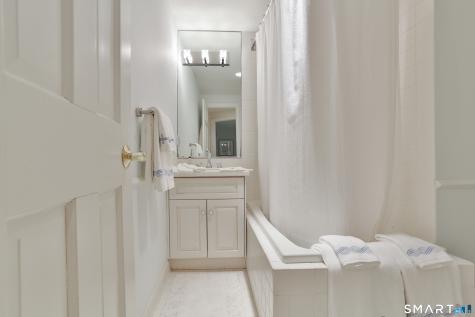 15 Lafayette Court Greenwich CT 06830