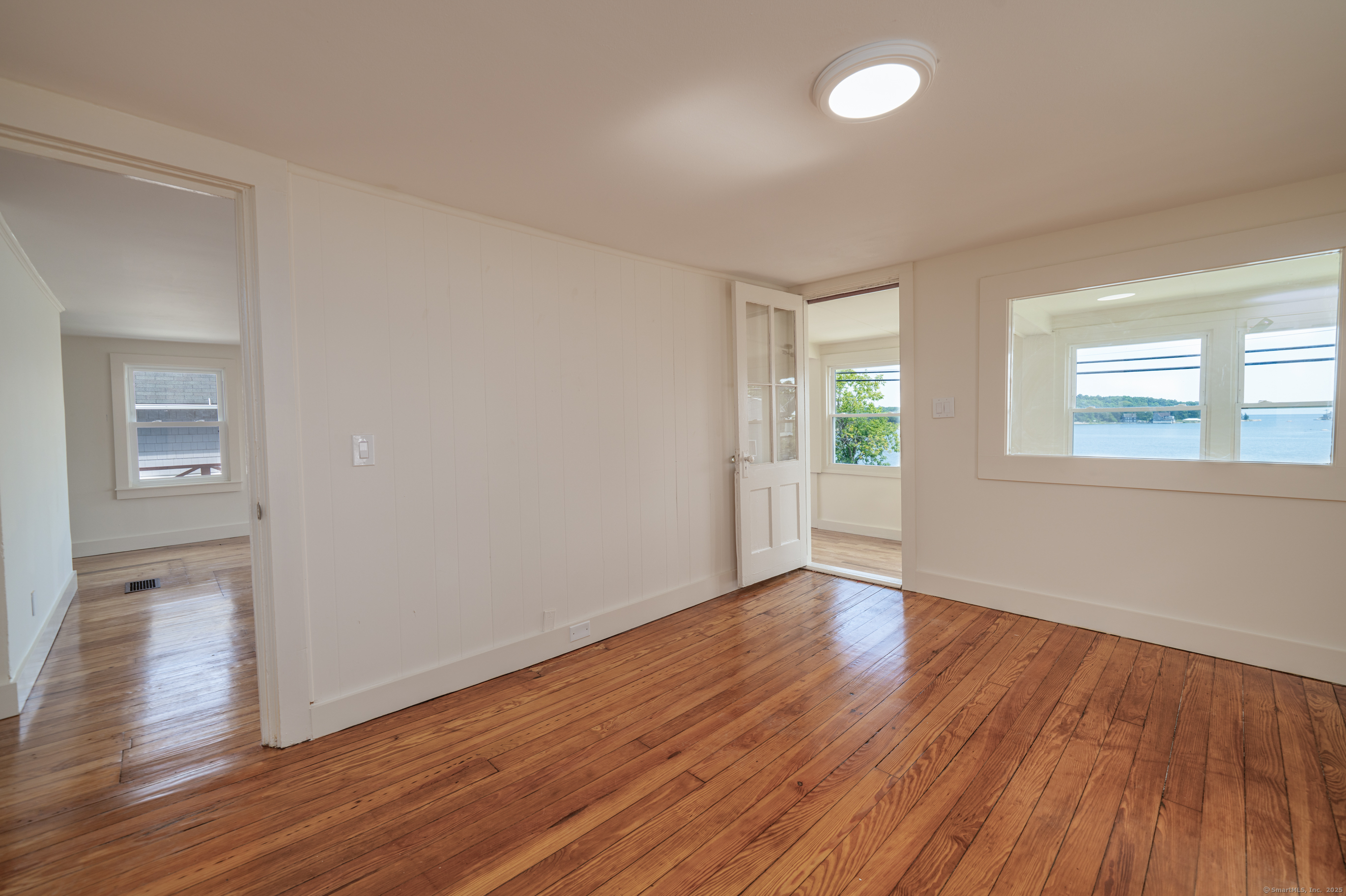 198 Shore Drive Branford CT 06405
